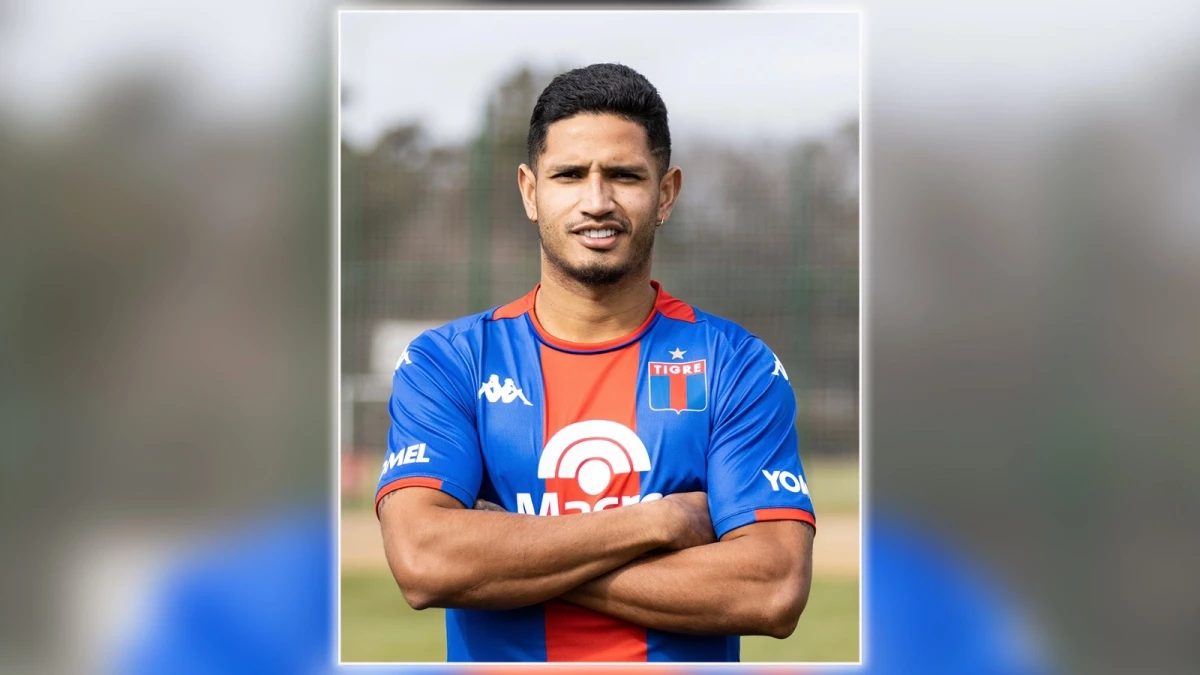 Foto: @catigreoficial. Eric Ramírez sufrió un revés en el fallo del TAS y quedará seis meses sin jugar