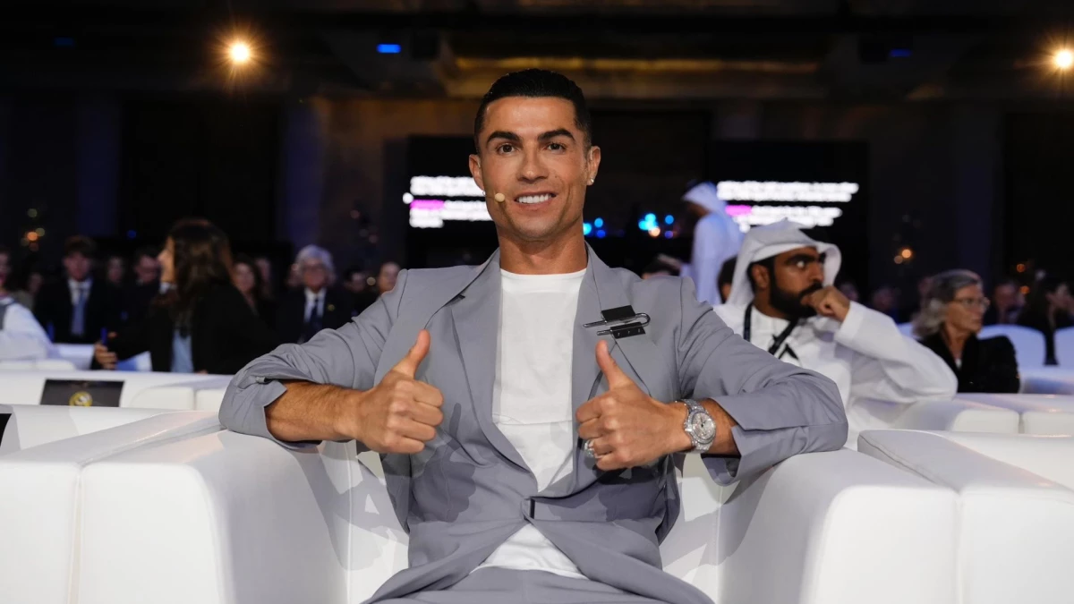 Pulgares arriba para CR7. Foto: @Globe_Soccer (X)