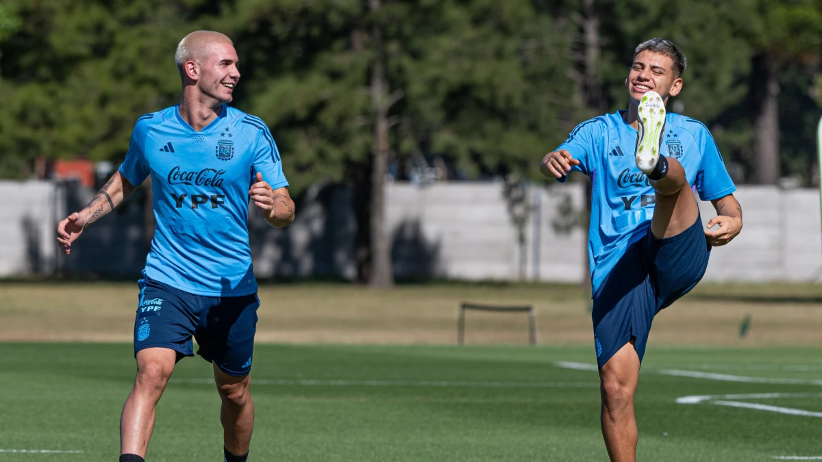 Foto: Echeverri se entrena junto a Mastantuono, su ahora ex compañero en el Millonario