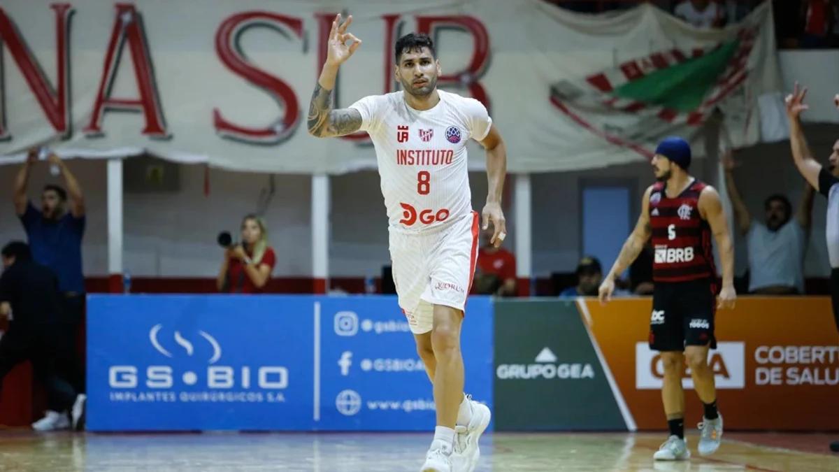 Peñarol contrató al Chuzo González, el pase del receso de verano. (Foto: Prensa LNB)