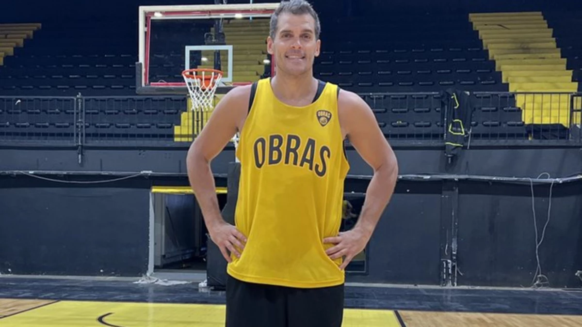 Foto: @ObrasBasket. El santafesino Leonardo Mainoldi es la nueva figura de Obras Basket.&nbsp;