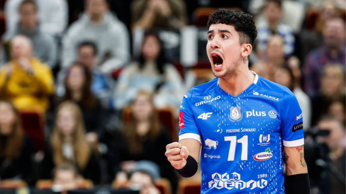 Matías Sánchez festejando. Foto: De la página web de la PlusLiga.