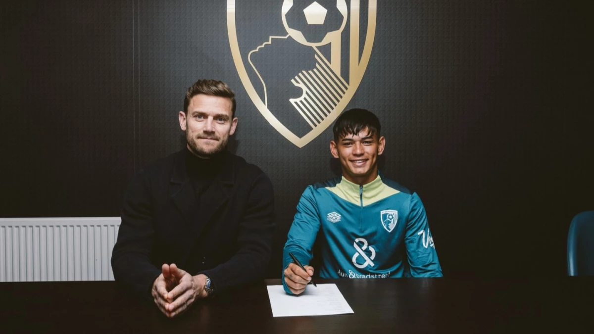 Soler es la venta más cara de la historia de Lanús. Foto: Prensa Bournemouth.