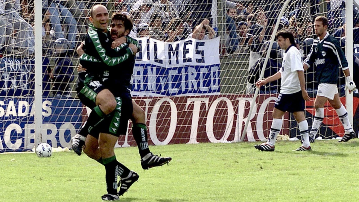 El ascenso de Banfield a primera en 2001 lo tuvo como la figura descollante y por eso hoy es una figura inolvidable.