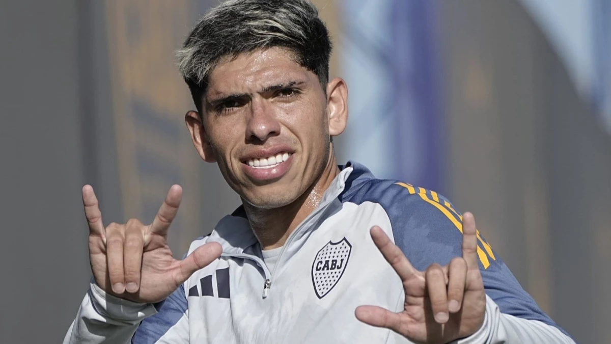 Carlos Palacios se entrenó aunque Gago evalúa sanciones. Foto: Prensa Boca.