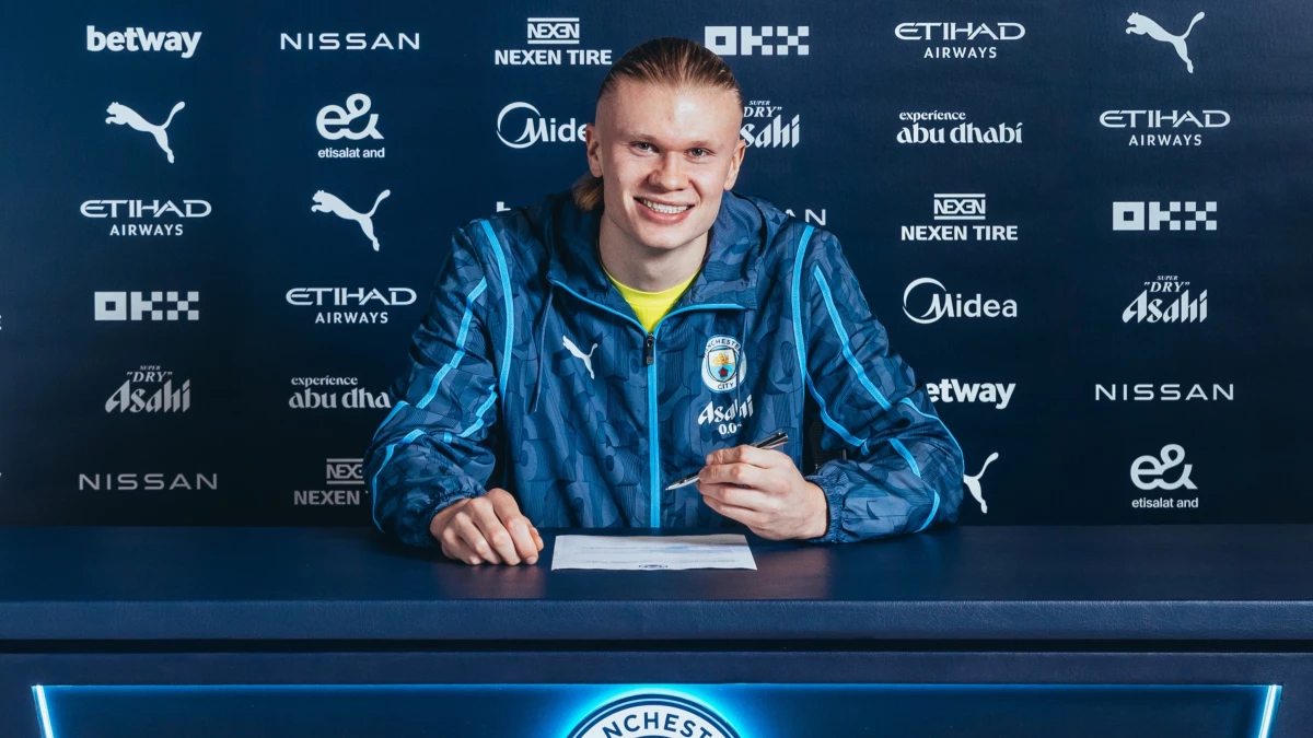 Foto: Haaland firmó un contrato récord hasta 2034 con Manchester City (Foto: @ManCity)&nbsp;
