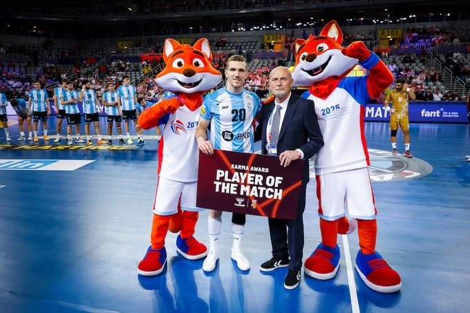 Foto: Lautaro Martínez, el jugador del partido. @CAHandball