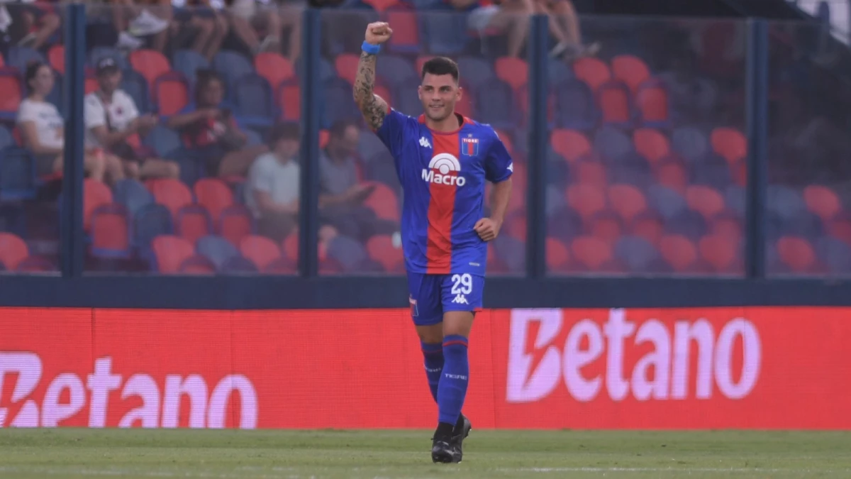 Foto: Ignacio Russo, el goleador de Tigre ante Vélez-