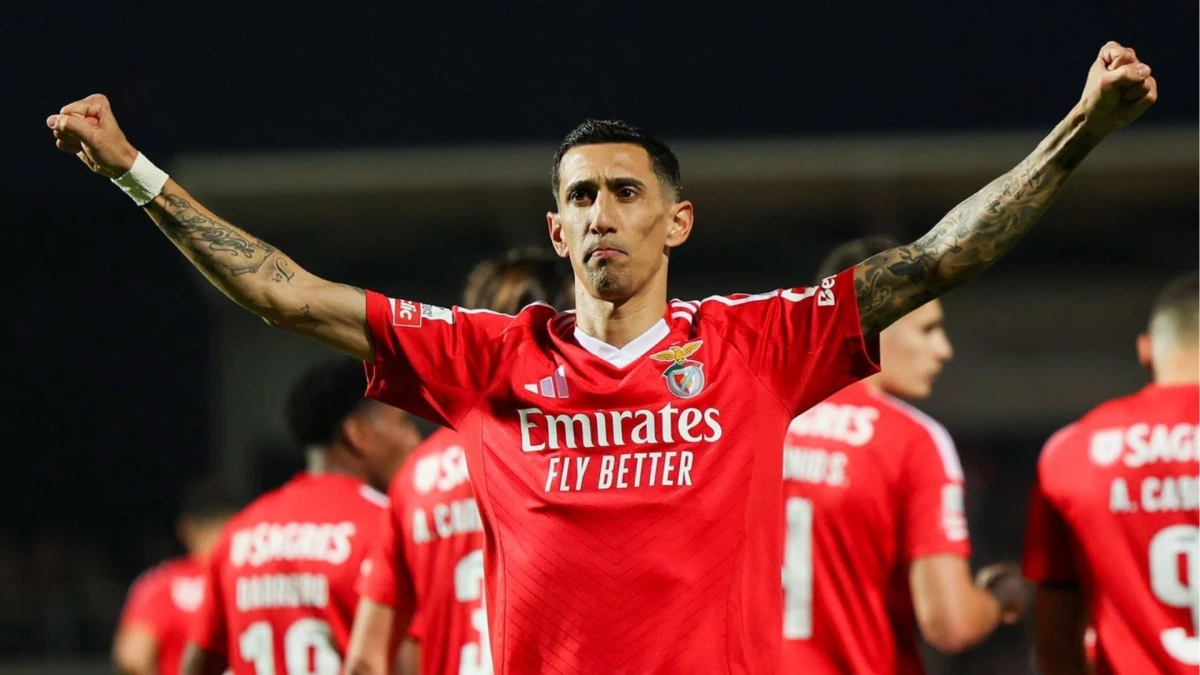 Di María celebra con su gente. Foto: X Benfica.&nbsp;