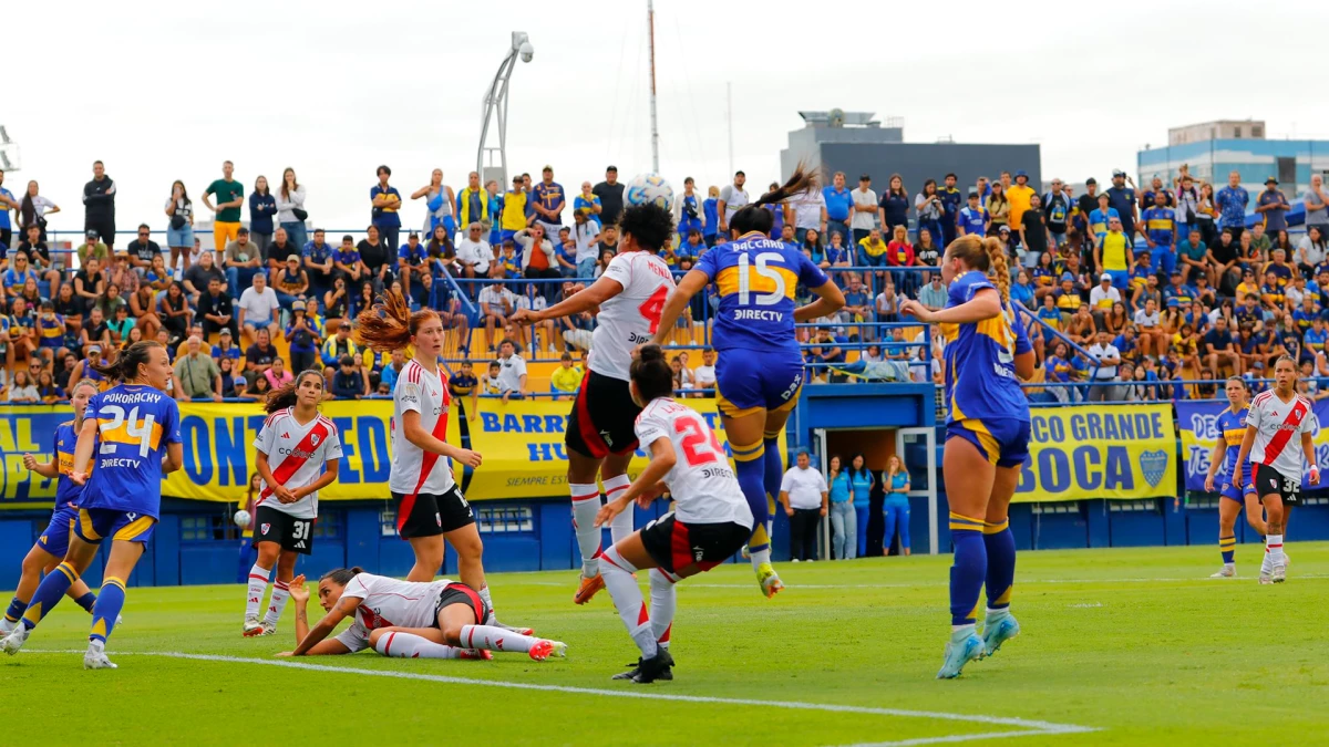 Foto:@BocaFutFemenino. El clásico del Apertura del fútbol femenino no tuvo dueño