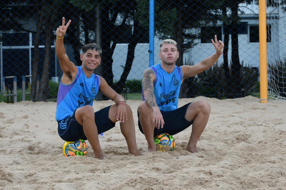 El equipo nacional de fútbol playa se alista para la disputa de la Copa América | Foto: X AFA