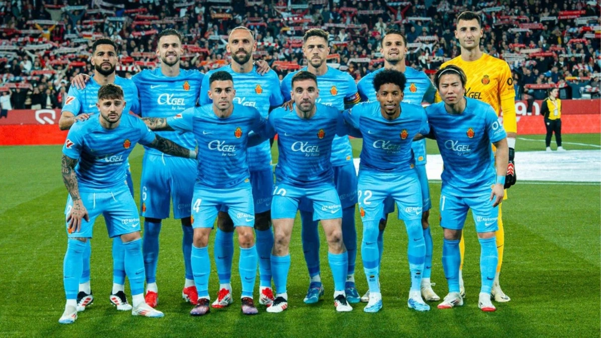Foto: “X” de RCD Mallorca (@RCD_Mallorca). Maffeo se encuentra abajo a la izquierda-