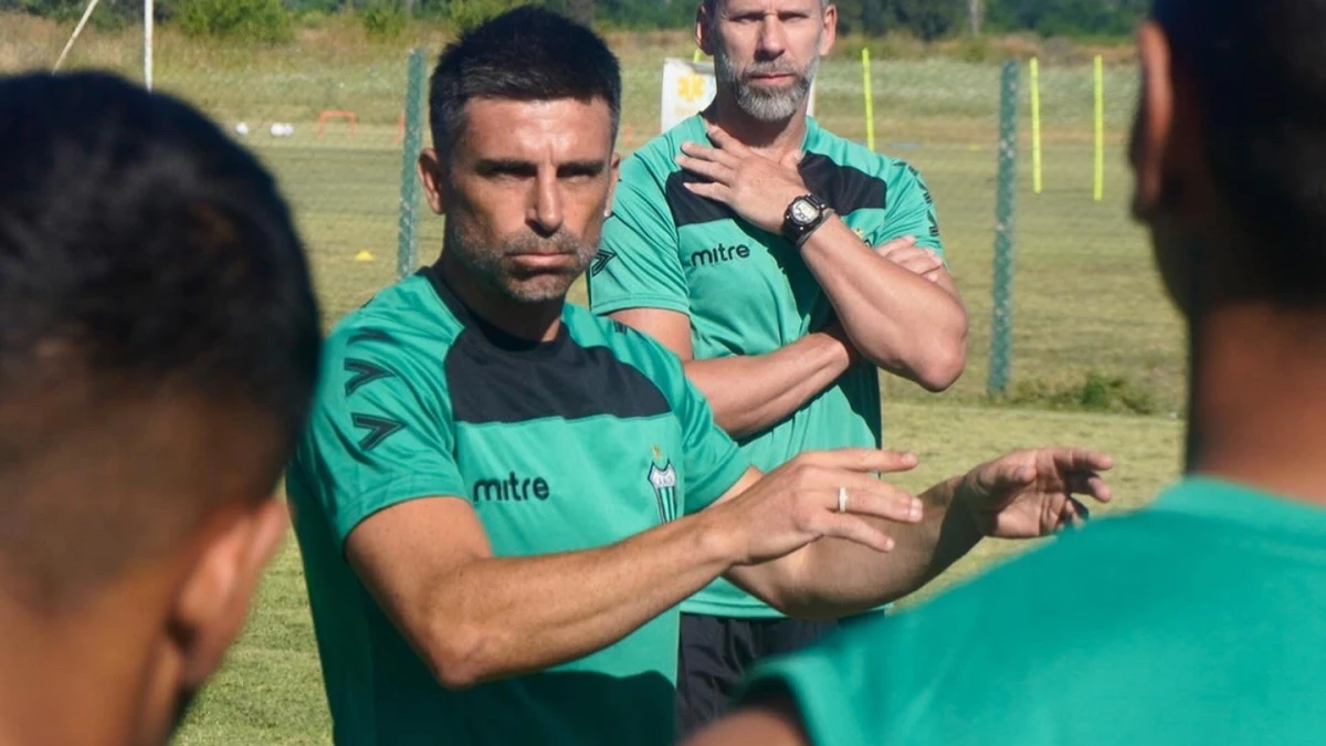 Braña comenzó su primera experiencia en Chicago. Foto: X @NuevaChicago.