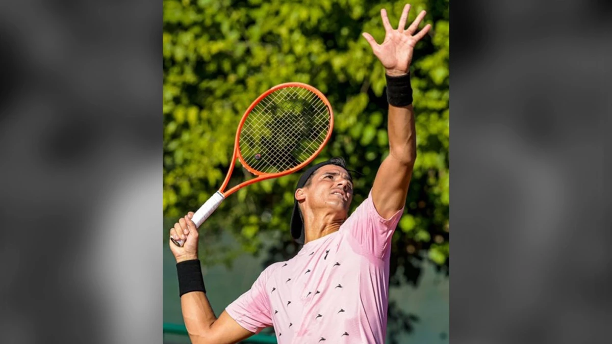 Foto: Federico Coria le ganó al brasileño Pedro Boscardin Dias y avanzó a los cuartos de final del Challenger de Córdoba. @AATenis &nbsp;