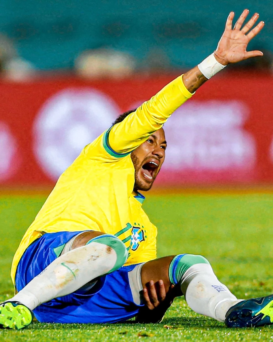 Neymar se lesionó en Montevideo, a finales del 2023. Foto: ESPN Brasil.