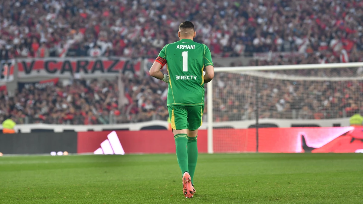 Foto: River. Armani vuelve a jugar luego de aquellos 45 minutos contra Vélez y tras ir al banco en dos partidos.