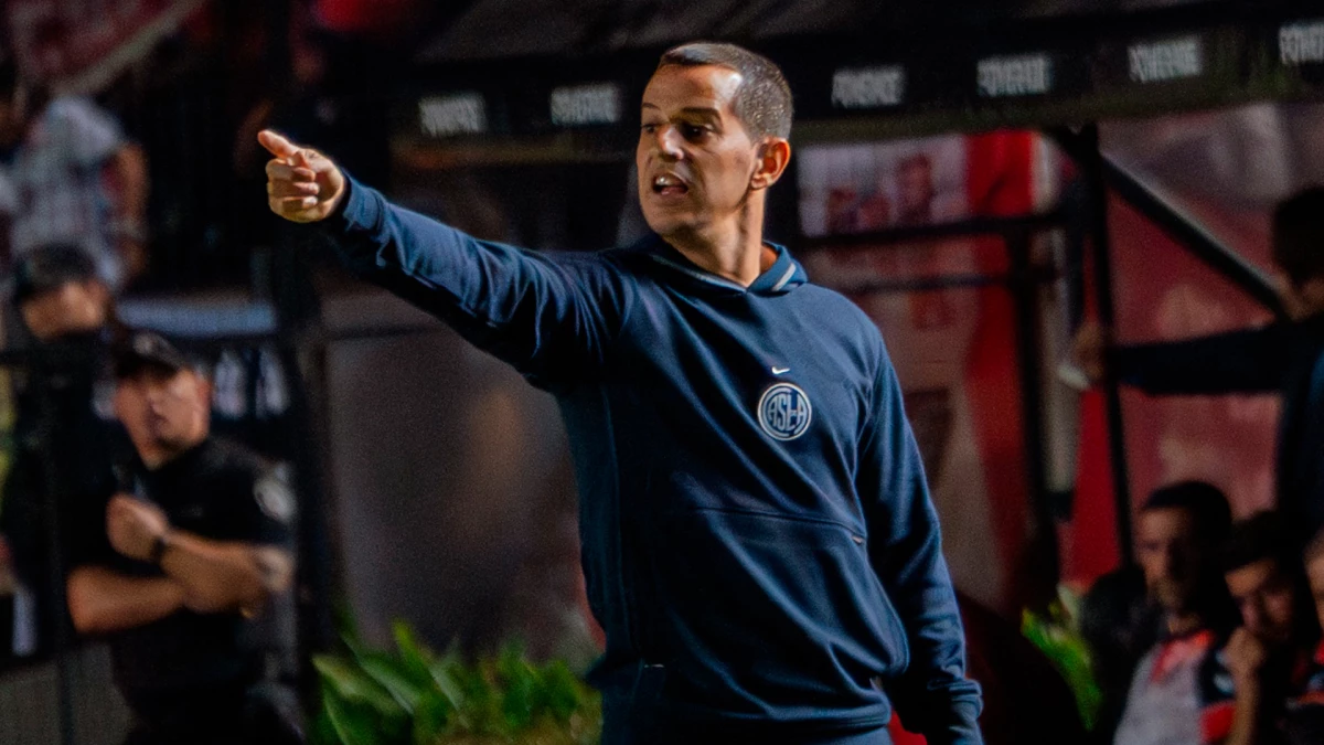 Leandro Romagnoli a pasos de ser el nuevo DT de San Martín de San Juan. | Foto: X @SanLorenzo