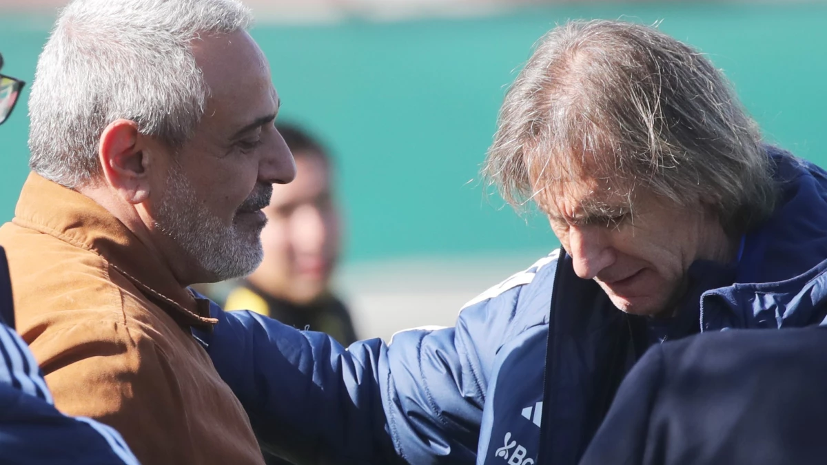 Ricardo Gareca y Jorge Milad, presidente de la ANFP (Foto: X@LaRoja).