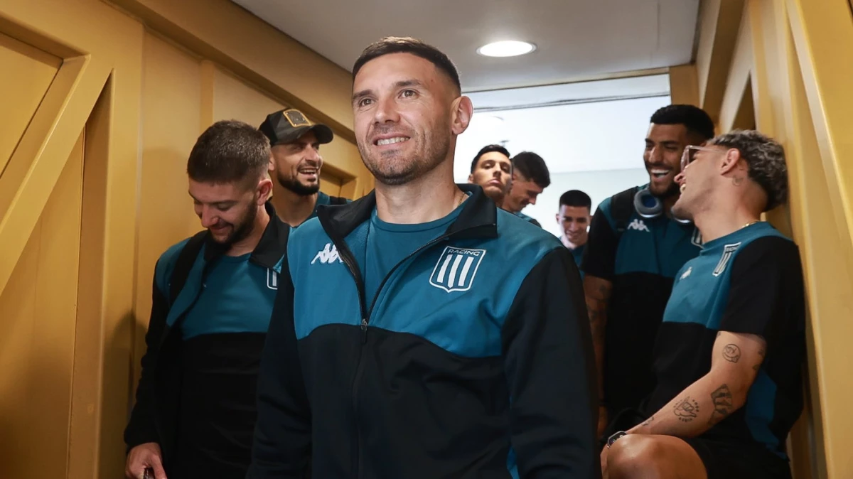 Maravilla Martínez ya jugó la Copa Libertadores con Libertad y Cerro Porteño. Foto: @RacingClub