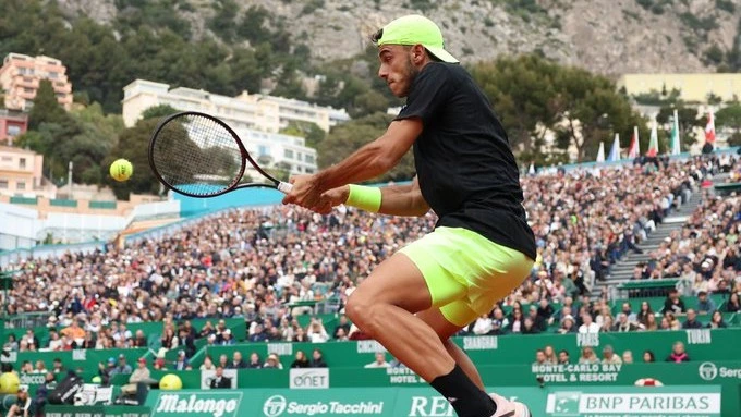 Francisco Cerúndolo fue eliminado por el español Alcaraz en la segunda ronda del Masters 1000 de Montecarlo. (Foto: @atptour)