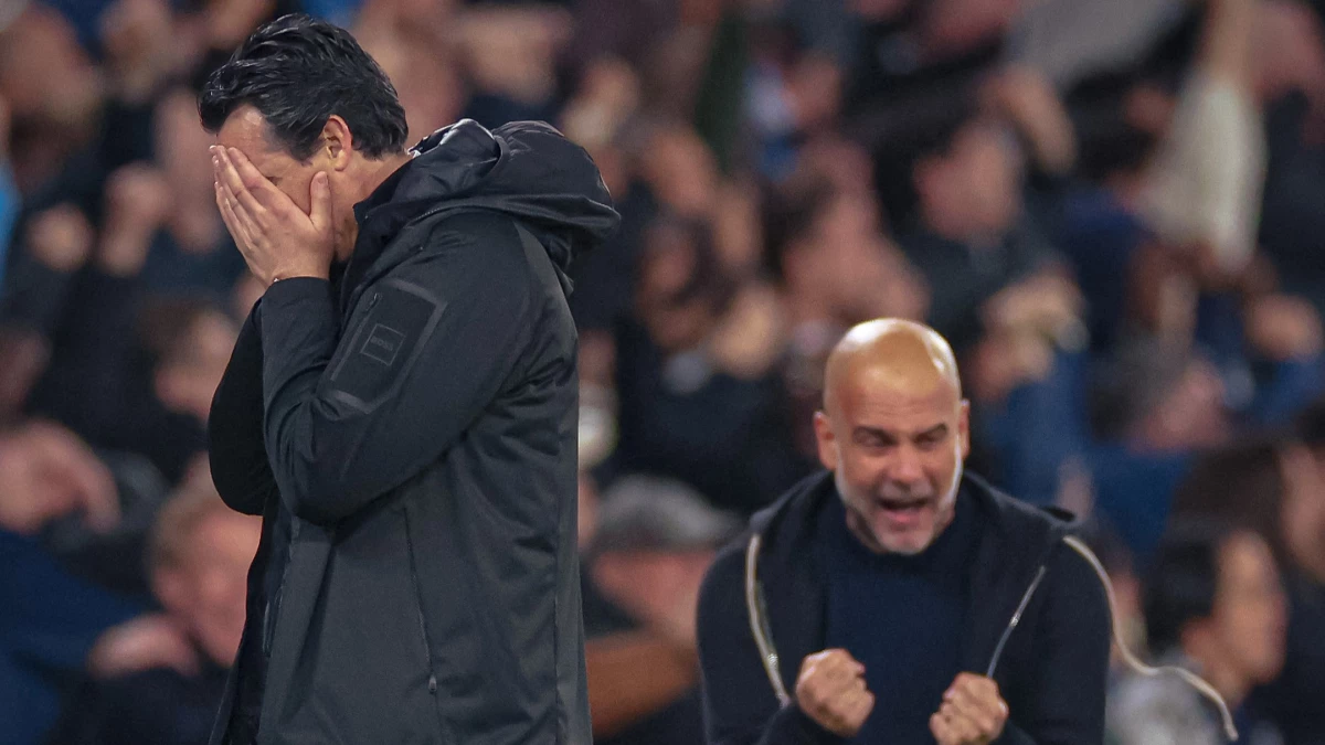 Pep Guardiola festeja el gol agonico del City, mientras que Unai Emery, tecnico del Aston Villa, se lamenta. foto:@premierleague