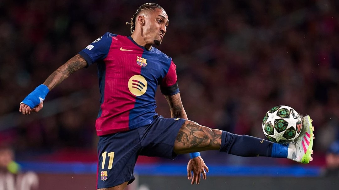 El brasileño Raphinha, genero la jugada del tercer gol del Barsa. foto@uefa