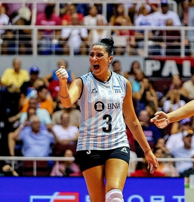 Foto: Archivo. La receptora cordobesa Yamila Nizetich anunció su adiós al voley. Fue clave en Las Panteras
