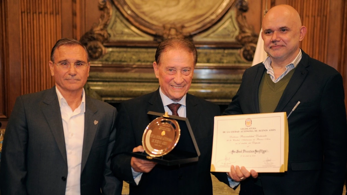 Sanfilippo distinguido por la Legislatura dela Ciudad de Buenos Aires (Foto: Víctor CarreiraContenidos Infomativos).