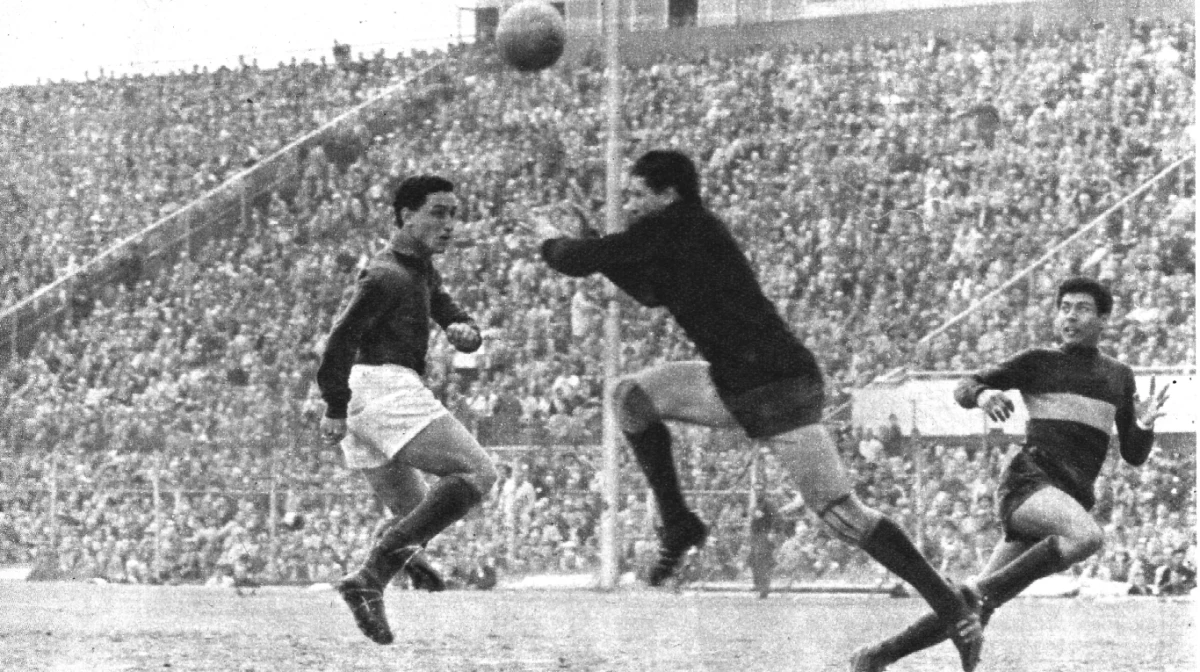 su célebre gol de taco al arquero de Boca Antonio Roma en 1962 (Foto: X@SanLorenzo)