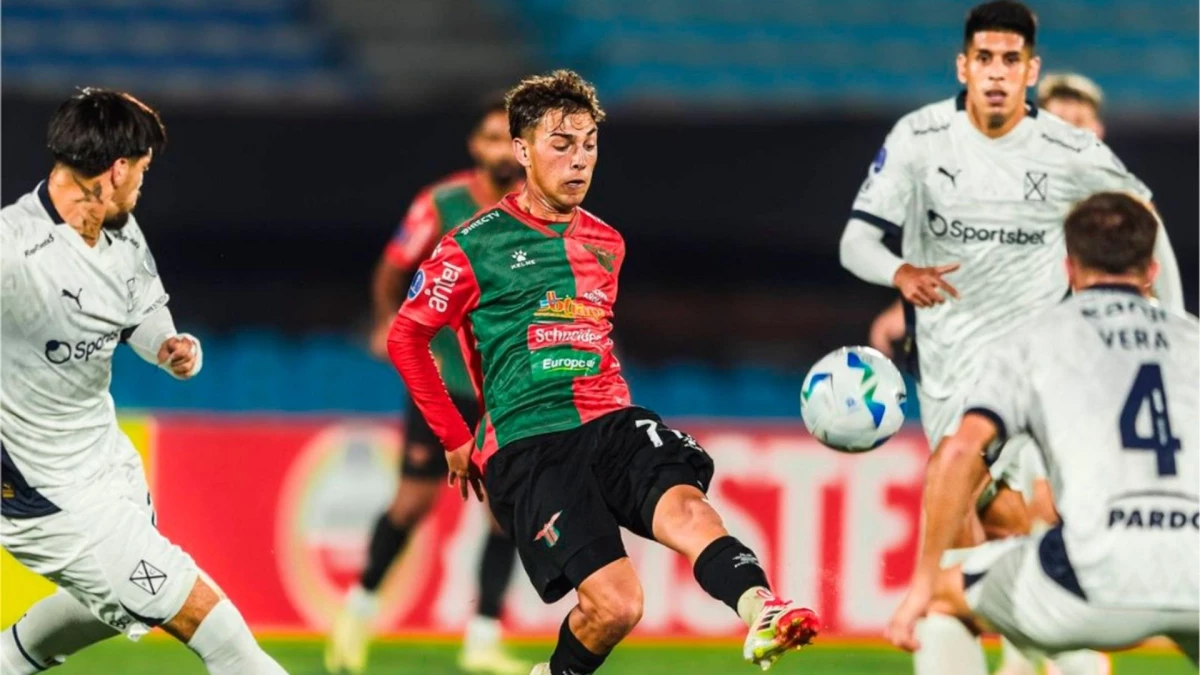 Foto:@bostonriver. El equipo uruguayo no pudo detener la ofensiva del Rojo.