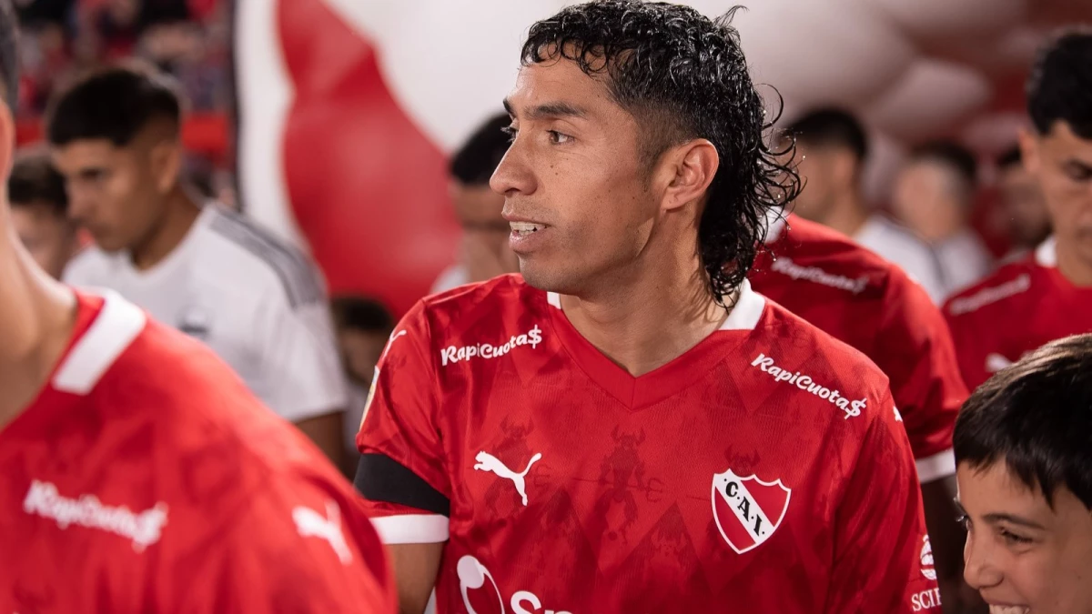 Cabral quiere iluminar el camino del Rojo a cuartos de final del Apertura (Foto X@Independiente)