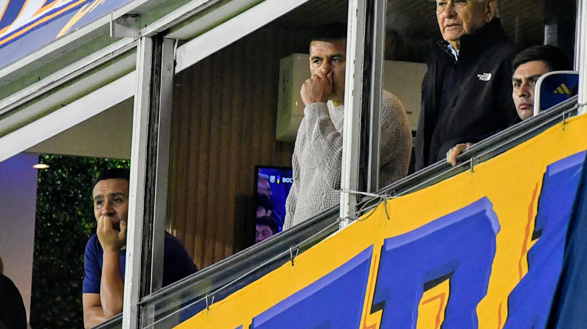 Riquelme, en su palco de la Bombonera, donde Boca fue eliminado por Independiente en el torneo Apertura. (Foto: Archivo)