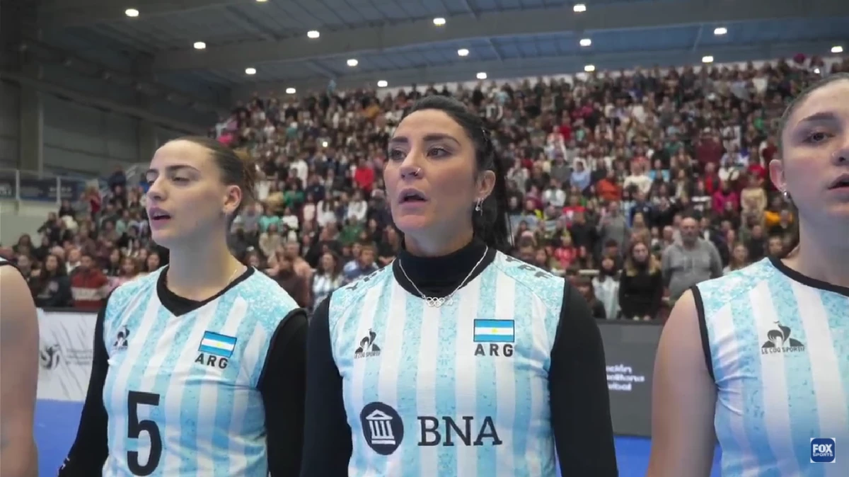 Nizetich, emocionada en su despedida del vóley (Foto: captura de FOX Sports)