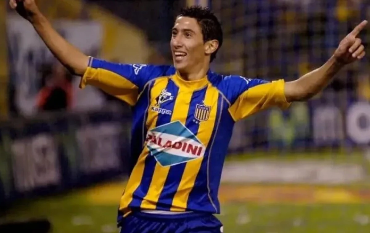 Foto: Di Maria con la camiseta de Rosario Central después de 18 años y en la sexta fecha del Clausura jugará el clásico de Newells&nbsp;