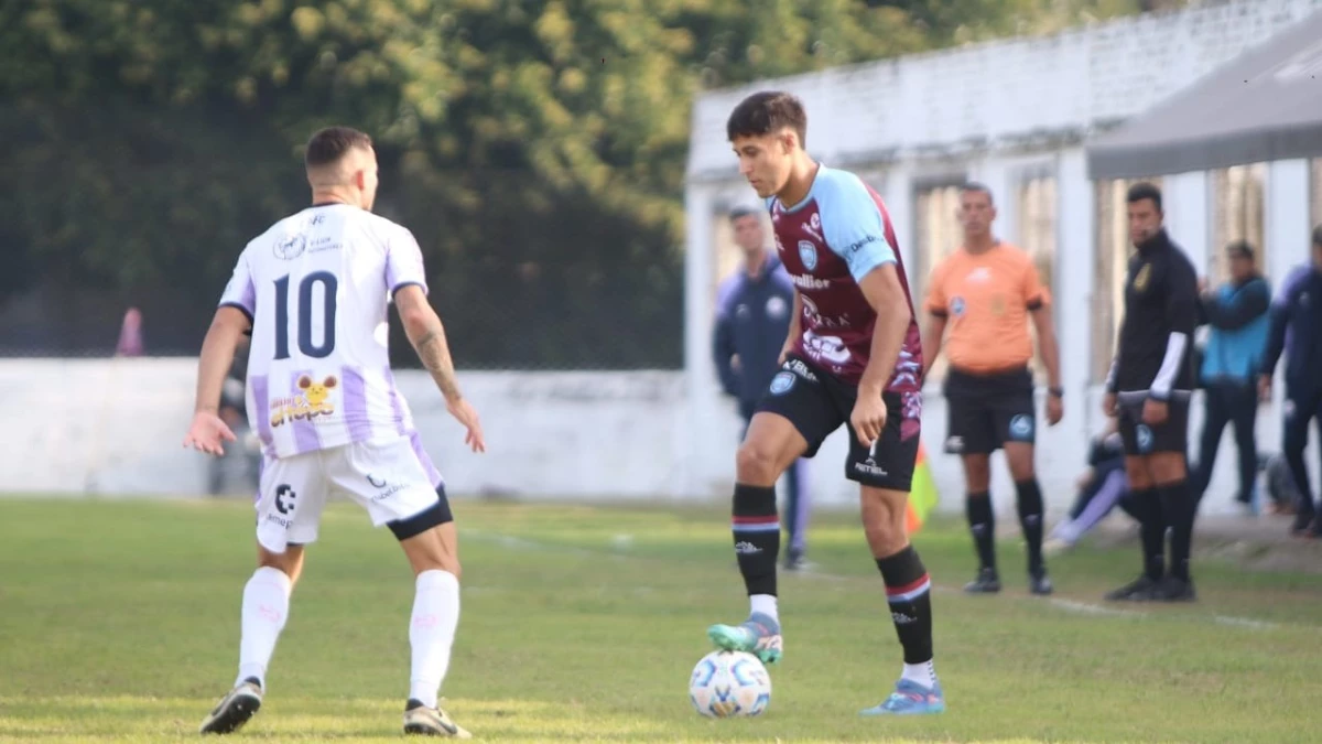 Sacachispas y UAI Urquiza igularon en el partido pendiente de la Primera B. Foto: @clubuaiurquiza