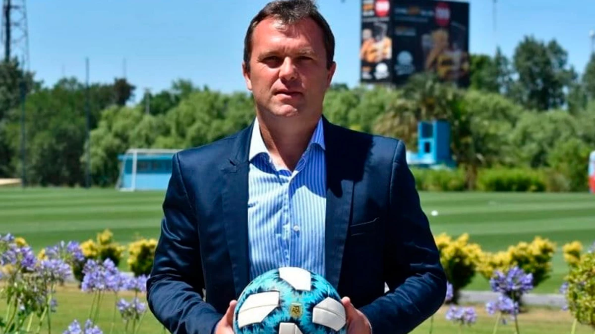 Foto: Bernardo Romeo ya abandonó el predio de AFA.