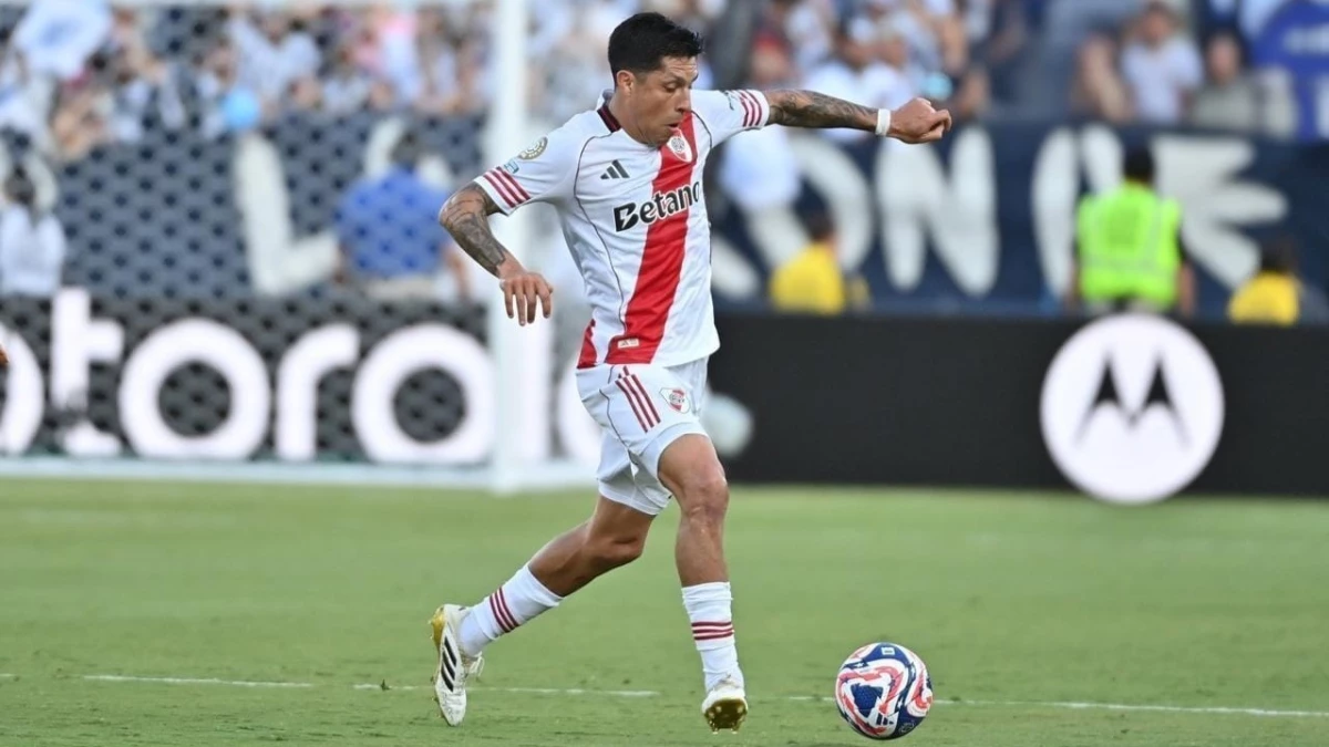 Foto:@RiverPlate. Enzo Pérez sumó su segunda amonestación y no estará ante el Inter de Milan