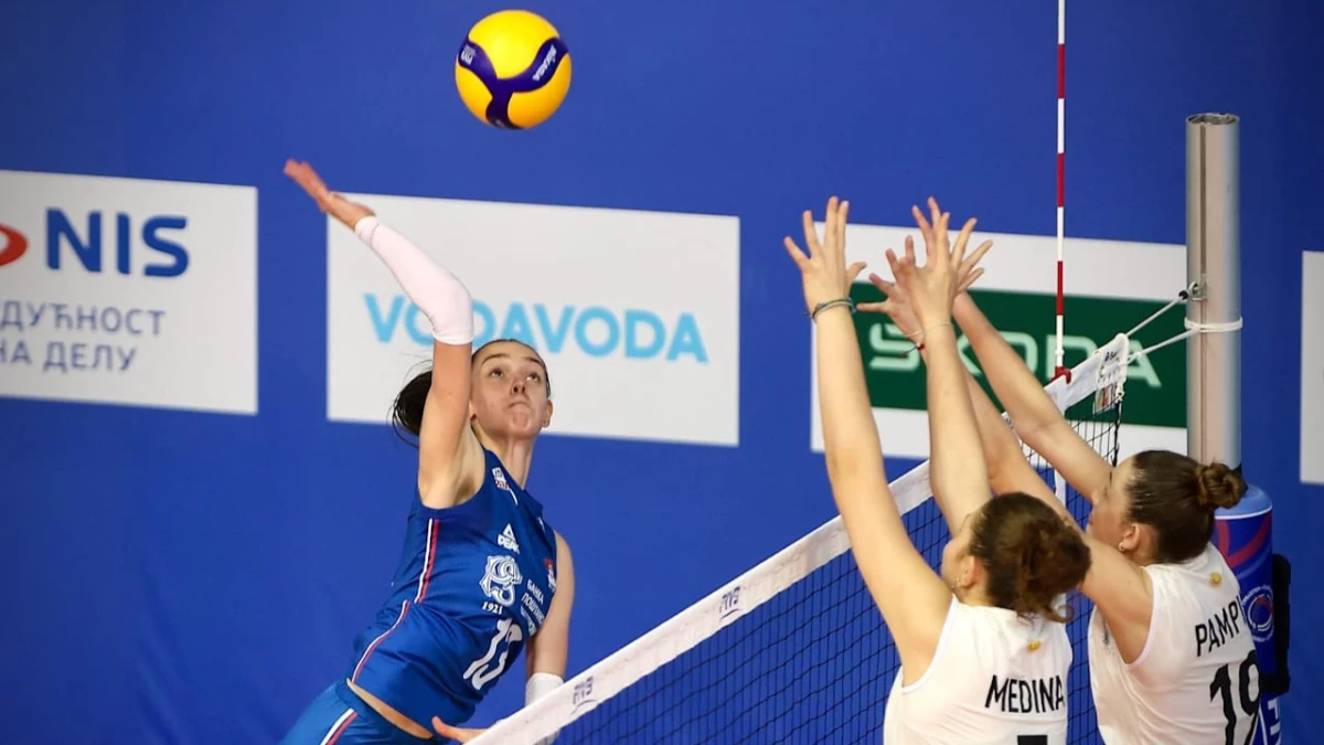 Foto: Fivb. La potencia del ataque serbio fue un problema para el bloqueo de las chicas argentinas