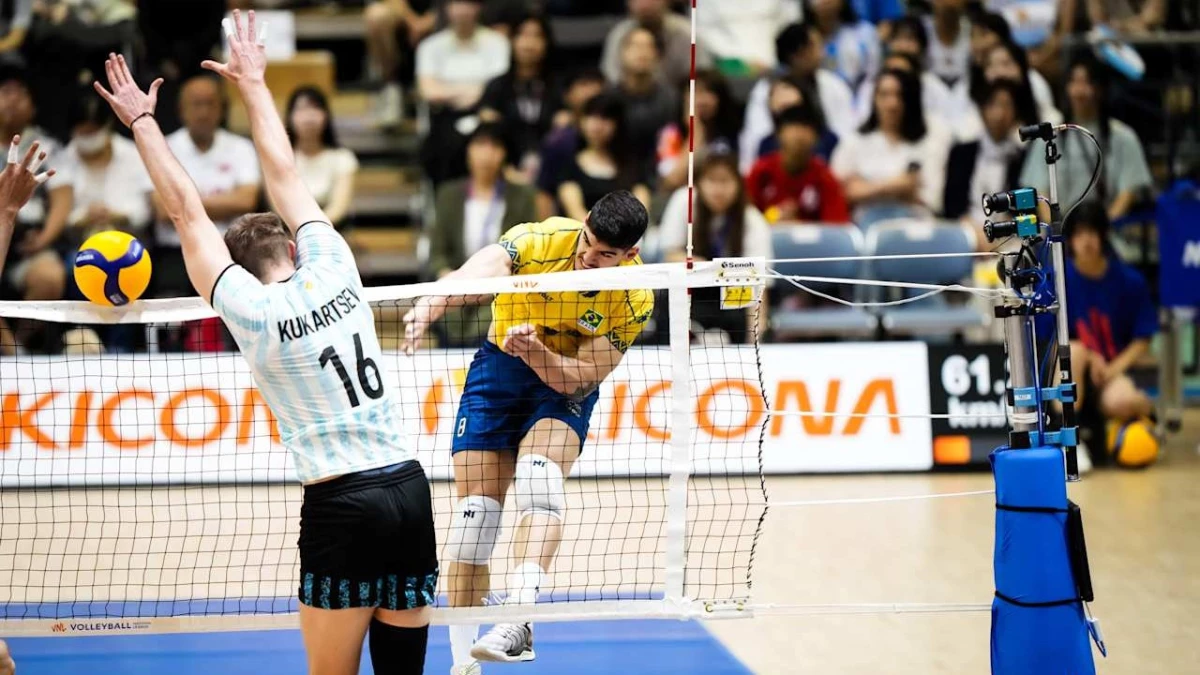 Foto: VNL. Kukartsev no puede con el potente ataque del equipo de Brasil en la tercera semana de la VNL.