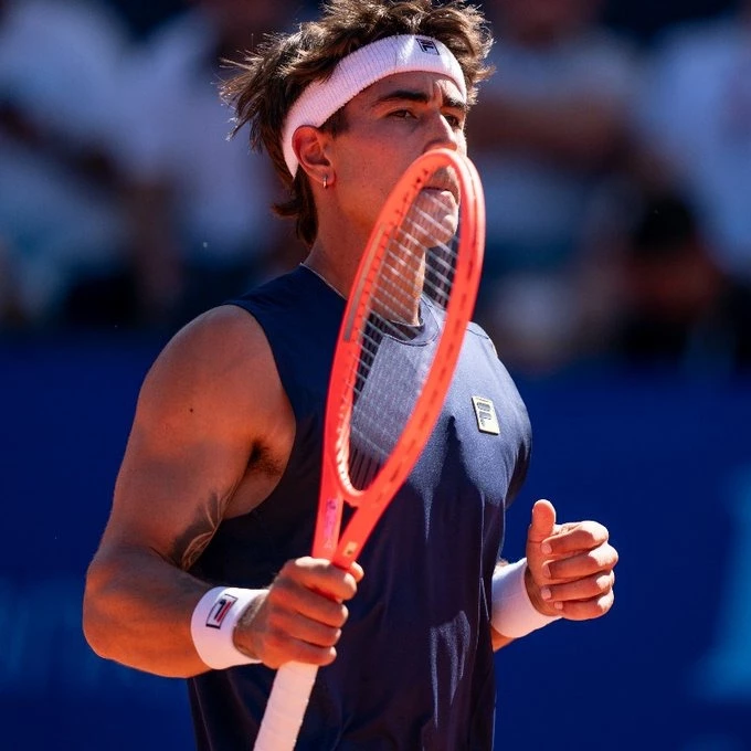 Francisco Comesaña debutó con un triunfo en el Abierto austríaco de Kitzbühel. Foto: @ATPTours_ES