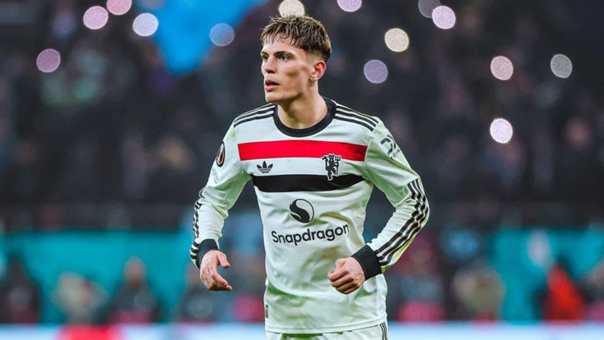 Garnacho deberá buscar nuevo club para la próxima temporada. Foto del Manchester United.