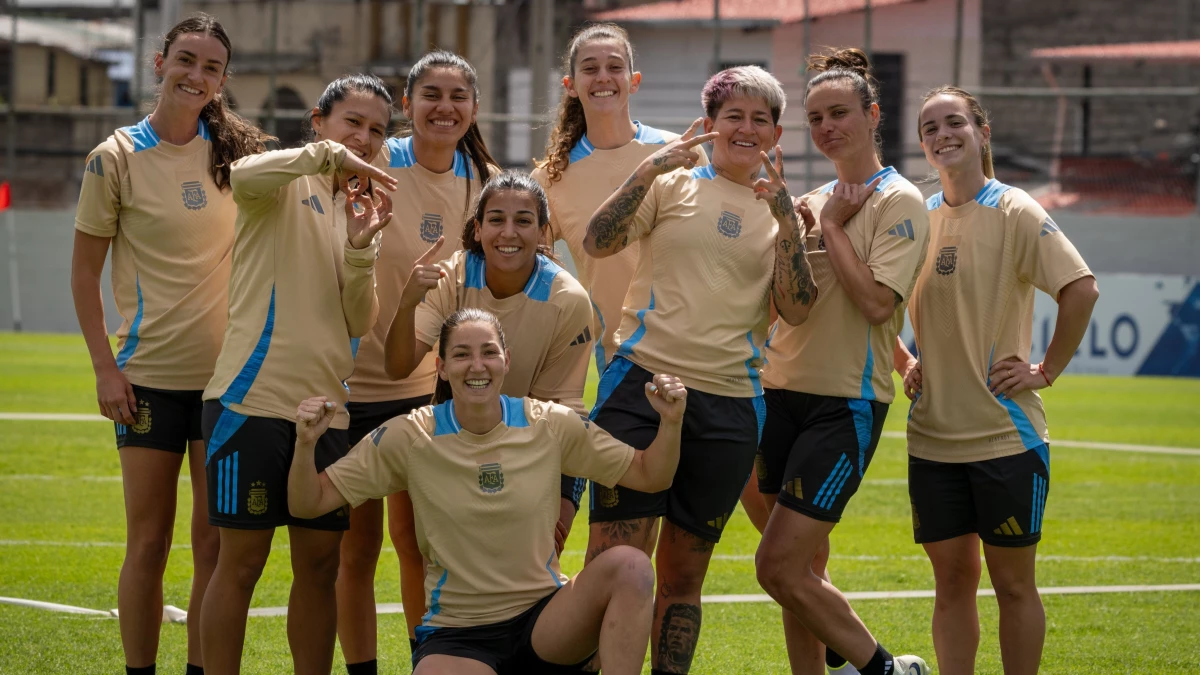 Las chicas argentinas, ya clasificadas a las semifinales de la Copa América, buscarán terminar con puntaje ideal la fase de grupos. (Foto: @Argentina)