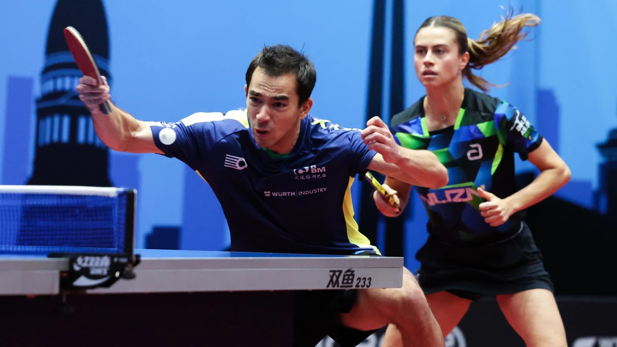 Calderano y Takahashi en el dobles mixto. Foto: WTT.