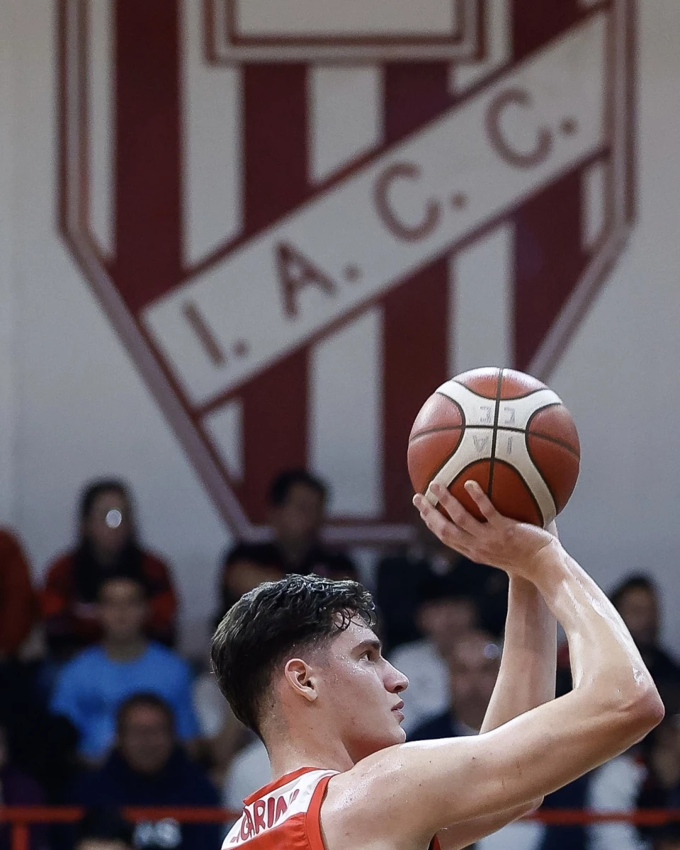 Foto: X de Bautista Lugarini. El jugador bonaerense dejará Instituto y se marchará a España, tras una muy buena LNB