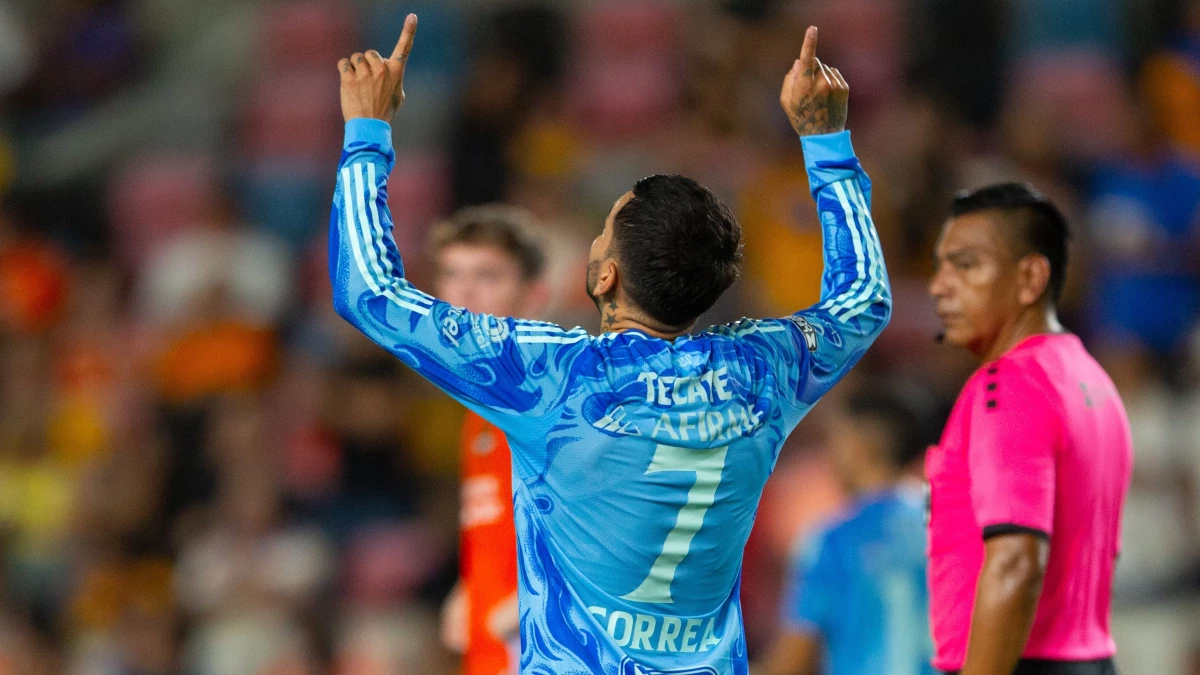 Correa celebra sus primeros goles con su nuevo club. Foto: X Tigres.
