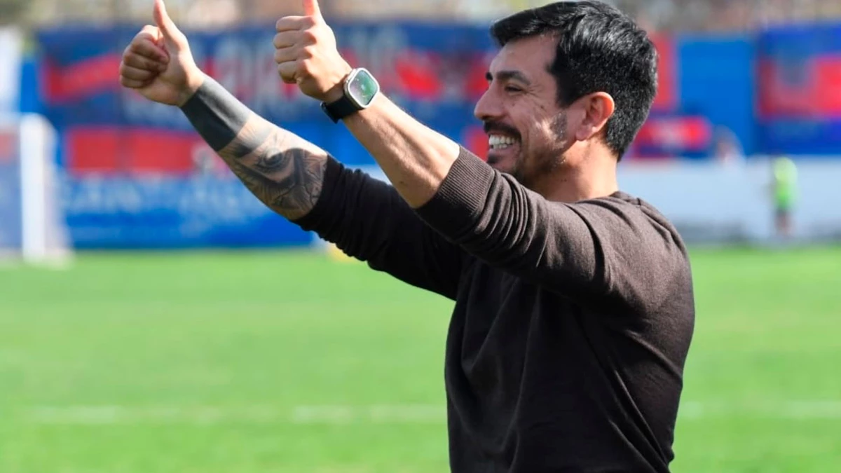 Leandro Gracián, comanda las ilusiones de Deportivo Madryn en la Primera Nacional | Foto: FB CSDM