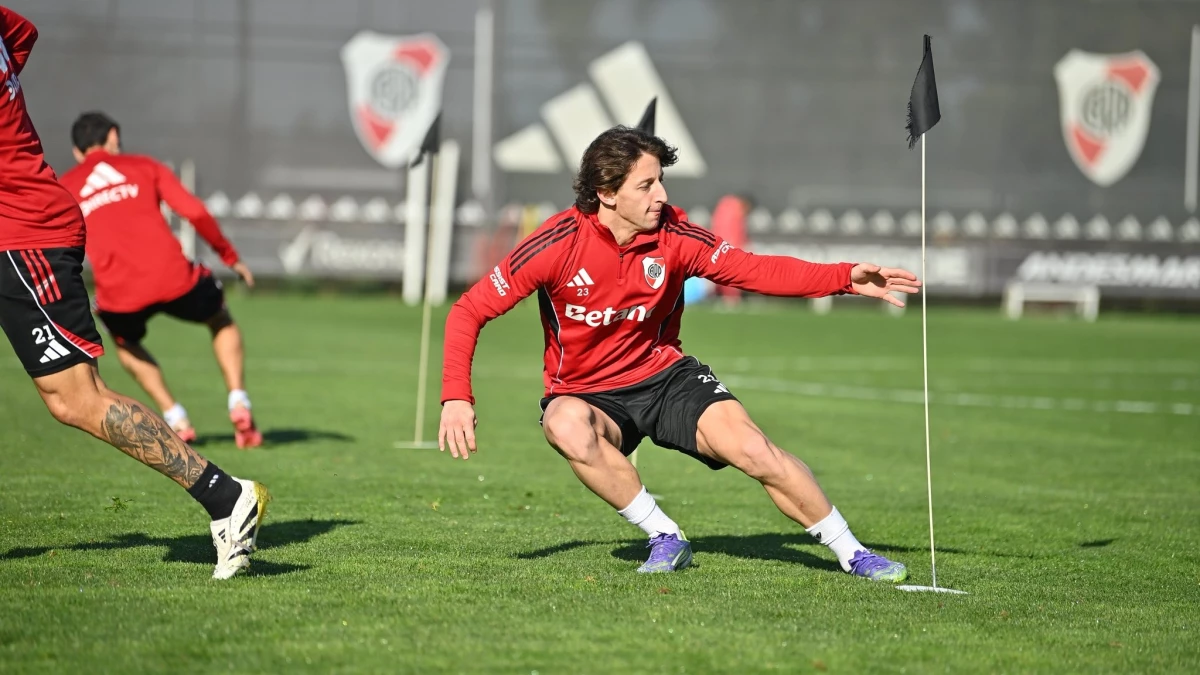 Foto: Prensa River. Matías Galarza Fonda va a seguir en River y sueña con que sus actuaciones mejoren en el 2026