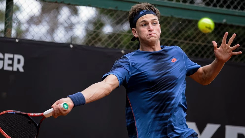 Foto: Luciano Ambrogi eliminó a Santiago Rodríguez Taverna y avanzó a los octavos de final del Challenger de Asunción&nbsp;