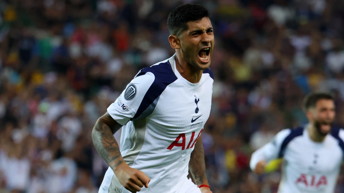 Cuti festeja su gol en Udine ante PSG. foto: @uefa