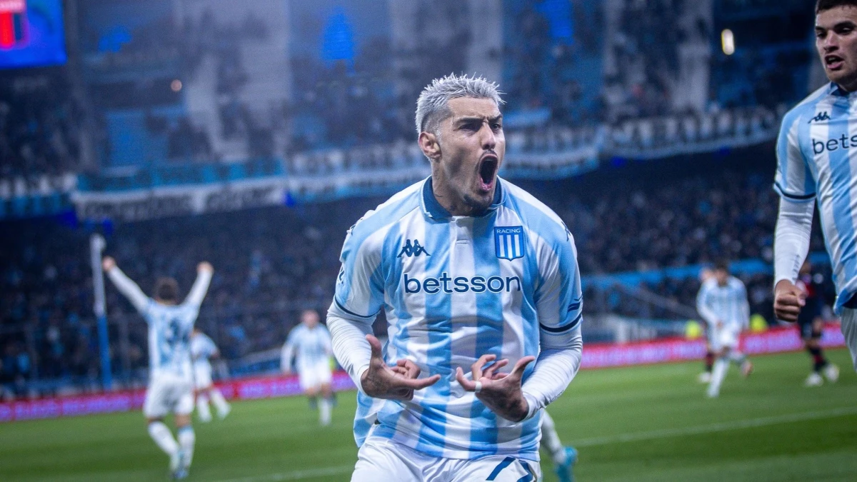 Balboa había adelantado a Racing ante Tigre, que se lo dio vuelta en el final | Foto X@RacingClub